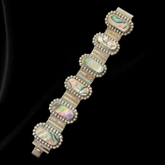 Vintage Jewelry - stunning Mexican alpaca silver bracelet w/ abalone